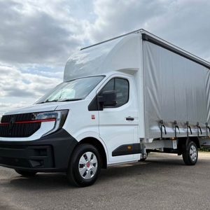 Front view of Renault Master 150bhp L3 Curtain Side